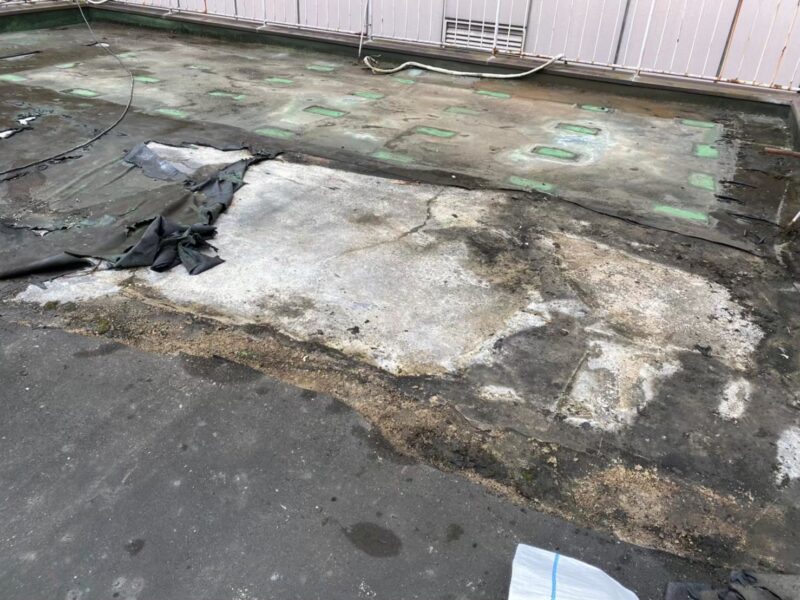 防水層の剥がれ