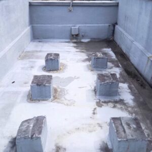 防水層の膨れや剥がれはなぜ起こる?原因と対策を解説
