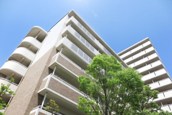 賃貸物件の防水工事は誰の責任？オーナーと借主の境界線を解説