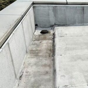 ドレン（排水口）の詰まりが原因で防水層が劣化する？その仕組みを解説