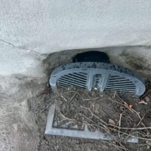 屋上のドレン清掃は必要？詰まりが引き起こす雨漏り被害とは